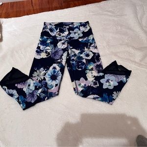Old Navy Active Yoga workout pants size s/p